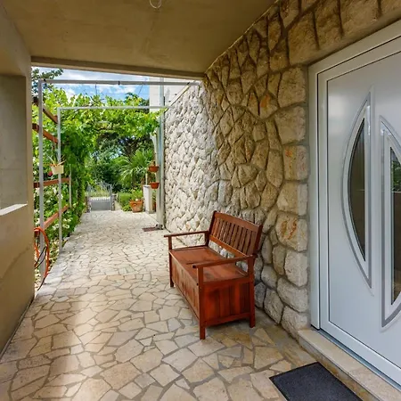 Dolloree Apartament *