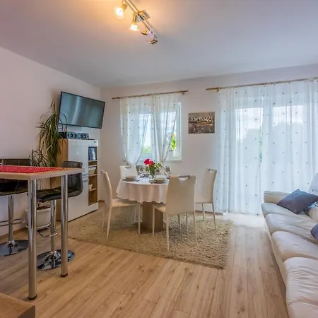 Apartament Dolloree
