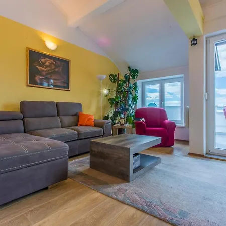 Dolloree Apartmán *