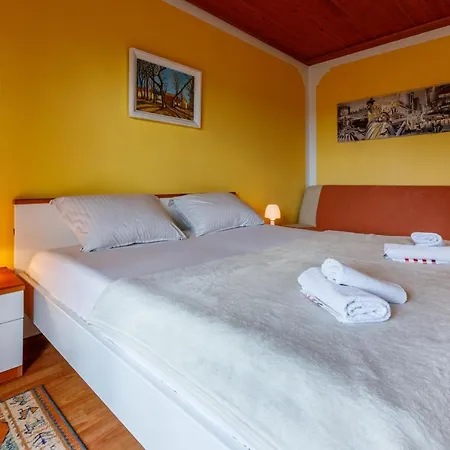 Dolloree Apartman Dramalj
